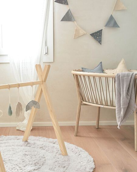 Moisés Leonela de madera maciza fresno y contrachapado 97 x 62 cm FSC 100%