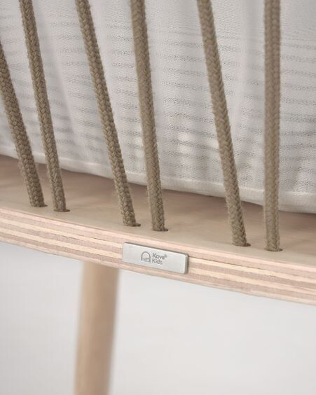 Moisés Leonela de madera maciza fresno y contrachapado 97 x 62 cm FSC 100%