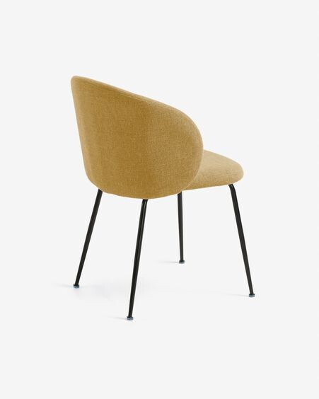 Silla Minna mostaza y patas de acero acabado negro