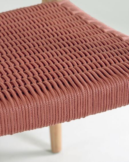Silla Nina de madera maciza de acacia y cuerda terracota
