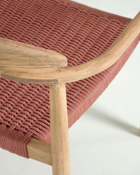 Silla Nina de madera maciza de acacia y cuerda terracota
