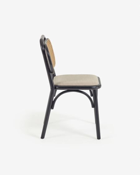 Silla Doriane de madera maciza de olmo acabado lacado negro y asiento de tela