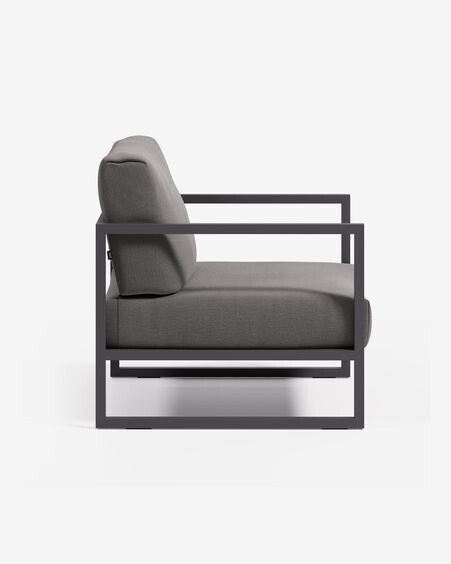 Butaca 100% exterior Comova gris oscuro y de aluminio negro