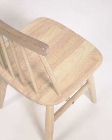 Silla infantil Tressia madera maciza caucho con acabado natural