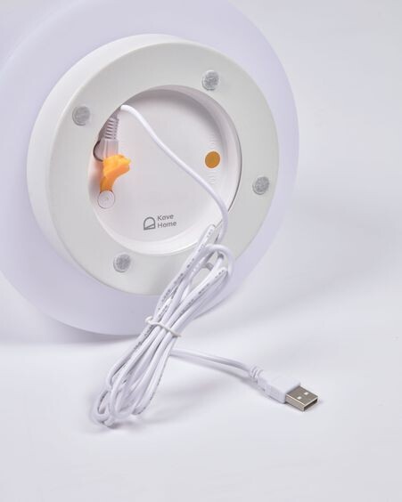Lámpara de mesa Udiya de polietileno y metal acabado blanco