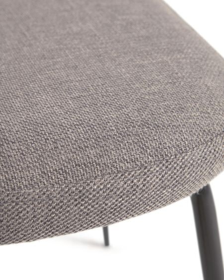 Silla Anoha gris y metal con acabado negro