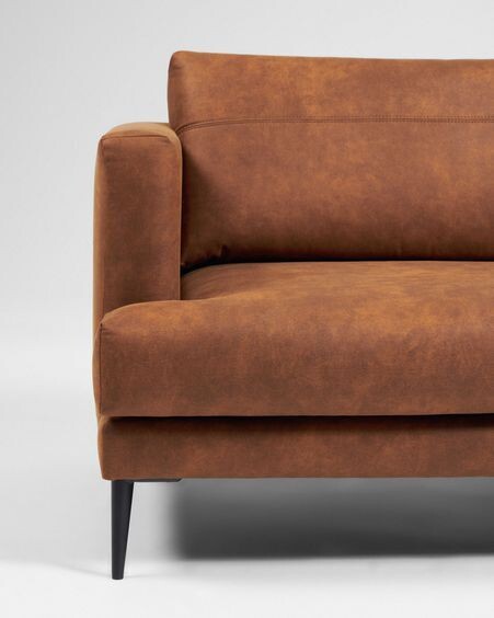 Sofá Tanya 2 plazas tapizado marrón claro 183 cm