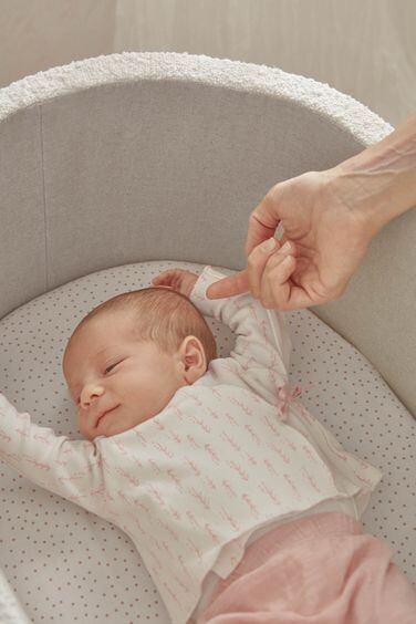 Sábana bajera para moisés Nahima 100% algodón orgánico (GOTS) topos rosa