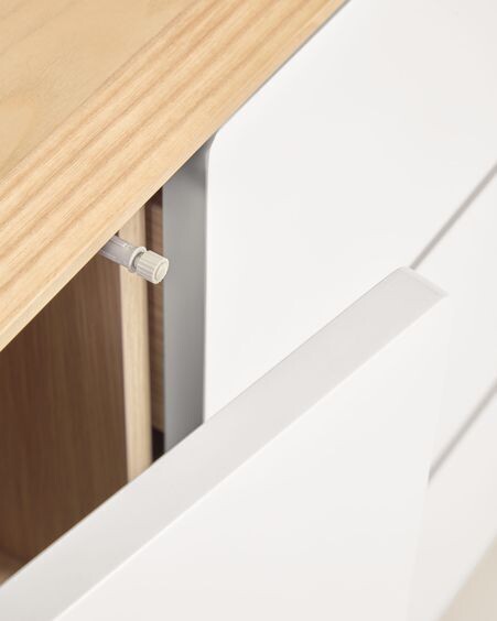 Aparador Anielle de madera maciza y chapa de fresno 150 x 78 cm