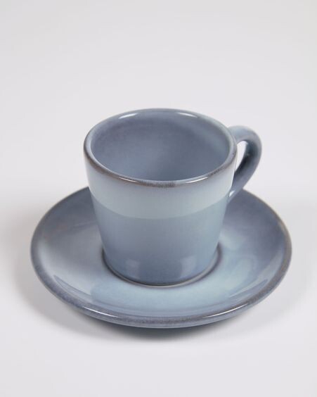 Taza de café Airena con plato de cerámica azul