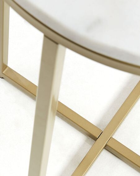 Mesa auxiliar Sheffield de mármol blanco y patas de acero acabado dorado Ø 43 cm