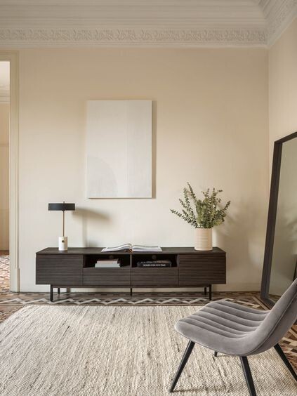 Mueble de TV Indiann de madera maciza de acacia y acero acabado negro 210 x 45 cm