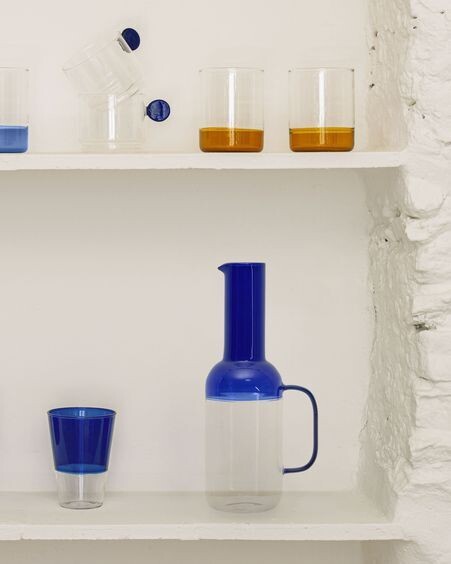 Jarra Diara vidrio transparente y azul