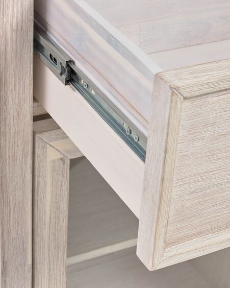 Vitrina Alen de madera maciza de acacia 110 x 166 cm