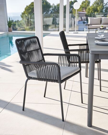 Silla Samanta de cuerda negro y patas de acero galvanizado