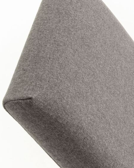 Silla Freda gris y patas de madera maciza de haya acabado negro