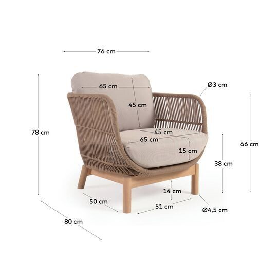 Butaca Catalina de cuerda beige y madera maciza de acacia FSC