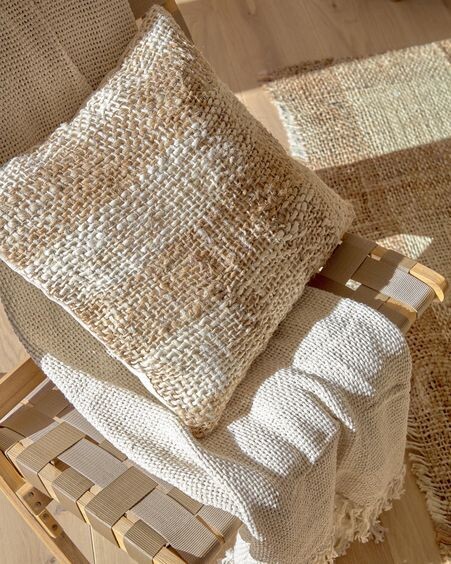 Funda de cojín Daila de yute con rayas natural y beige 45 x 45 cm