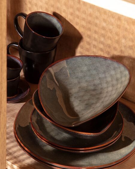 Taza Odile de cerámica azul oscuro