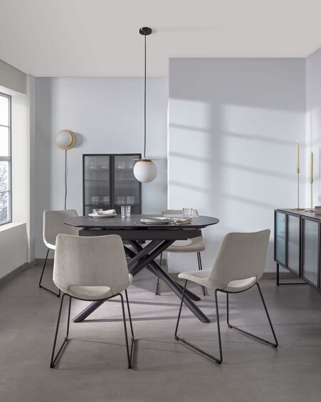 Mesa extensible Yodalia 130 (190) x 100 cm porcelánico patas de acero acabado negro