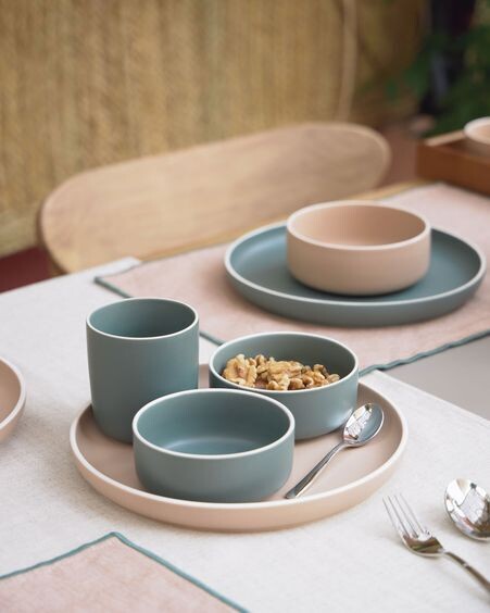 Plato plano Shun de porcelana beige