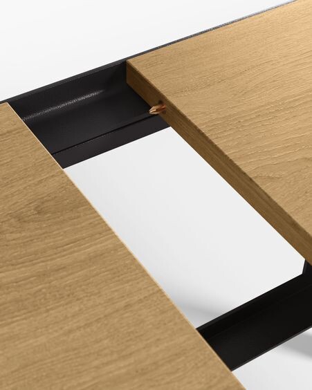 Mesa extensible Nadyria chapa de roble patas de acero acabado negro 160 (200) x 90 cm