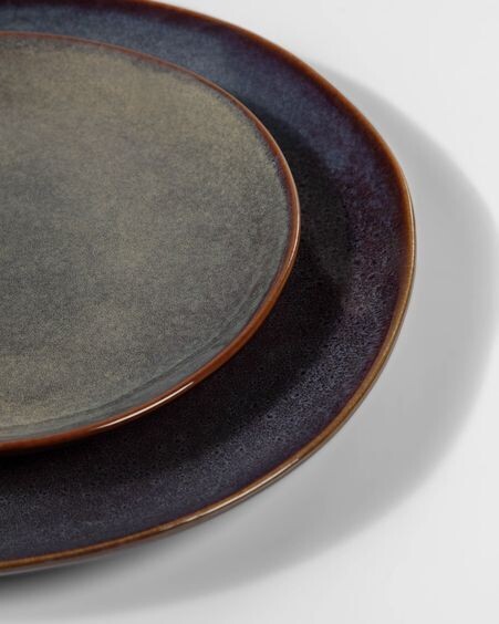 Plato plano Odile de cerámica azul oscuro