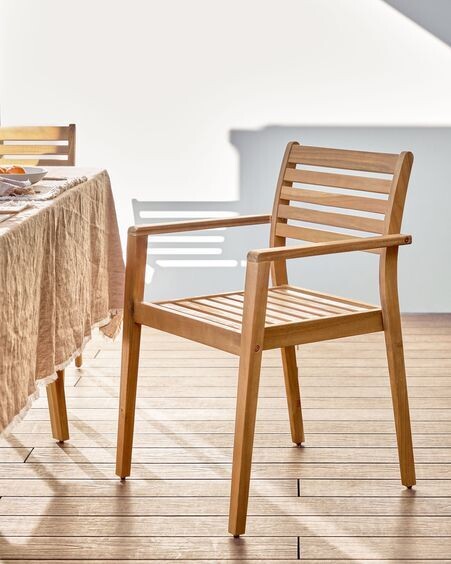 Silla de exterior Hanzel de madera maciza de acacia FSC 100%