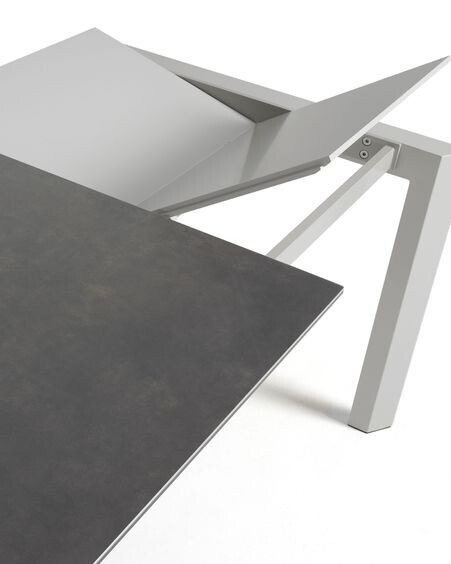 Mesa extensible Axis porcelánico acabado Vulcano Roca patas gris 140 (200) cm