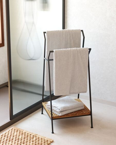Toallero Taciana de madera maciza de teca y metal con acabado negro 35 x 80 cm