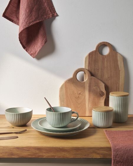 Tabla de servir cuadrada Syriana de madera maciza de acacia