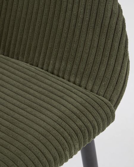 Silla Konna de pana gruesa verde oscuro y patas de acero acabado pintado negro