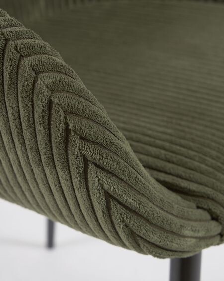Silla Konna de pana gruesa verde oscuro y patas de acero acabado pintado negro