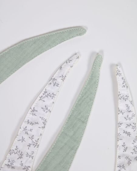 Set Yamile de 2 baberos 100% algodón orgánico (GOTS) turquesa y blanco con hojas gris