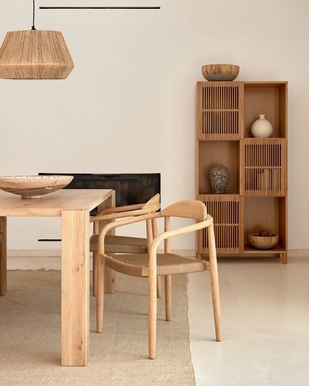 Mesa Deyanira de chapa de roble y patas de madera maciza de roble 160 x 90 cm