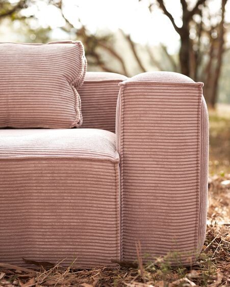 Sofá Blok 2 plazas chaise longue izquierdo pana gruesa rosa 240 cm