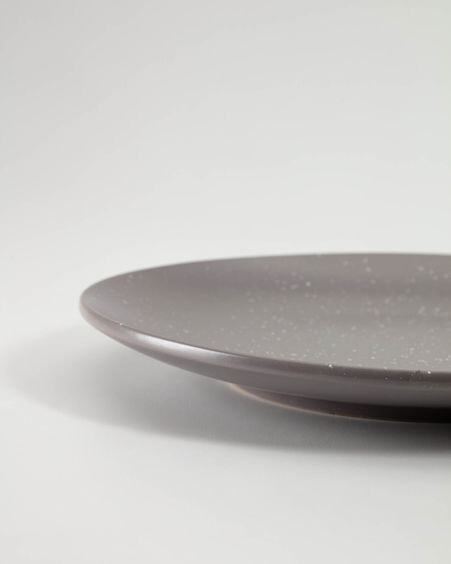 Plato plano Aratani de cerámica gris oscuro