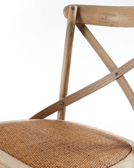 Silla Alsie de madera maciza de olmo lacado natural