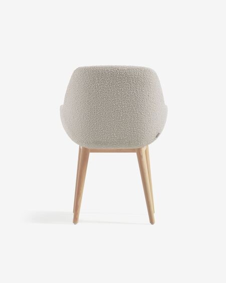 Silla Konna de borreguito blanco y patas de chapa de fresno acabado natural