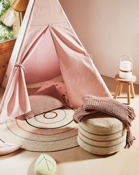 Tipi Darlyn 100% algodón rosa y patas de madera maciza de pino
