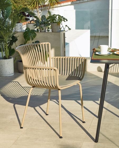 Silla de exterior Surpika beige