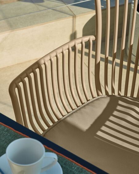 Silla de exterior Surpika beige