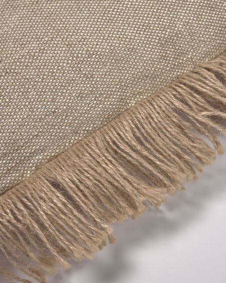 Funda de cojín Delcie de algodón beige con flecos de yute de 45 x 45 cm