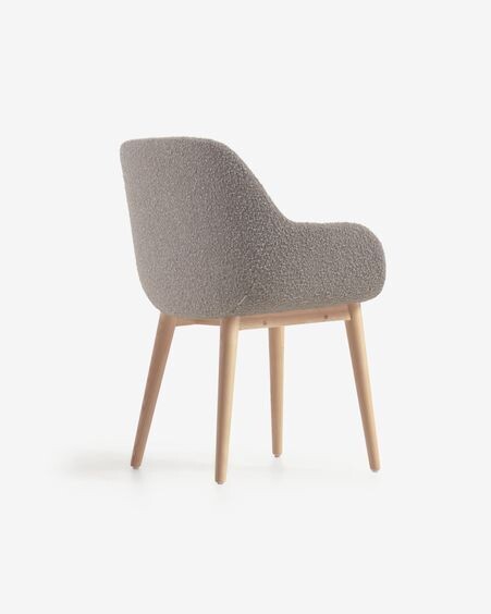 Silla Konna de borreguito gris claro y patas de chapa de fresno acabado natural