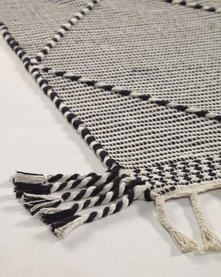 Alfombra Nurit 160 x 230 cm negro