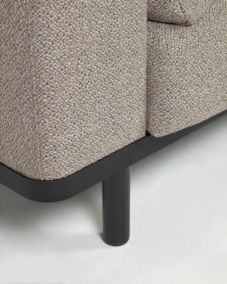 Sofá Noa 3 plazas con cojines beige patas acabado oscuro 230 cm