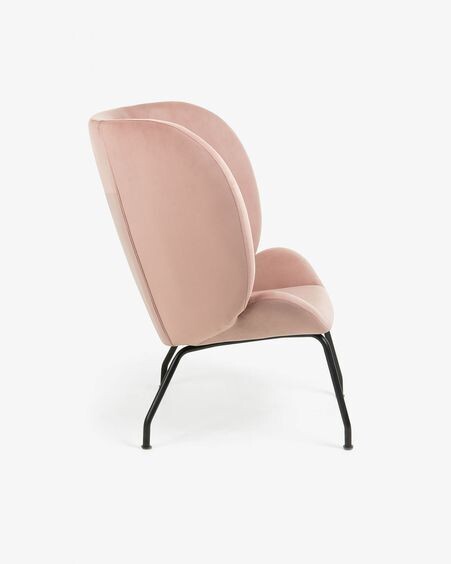 Butaca Violet de terciopelo rosa y patas de acero acabado negro