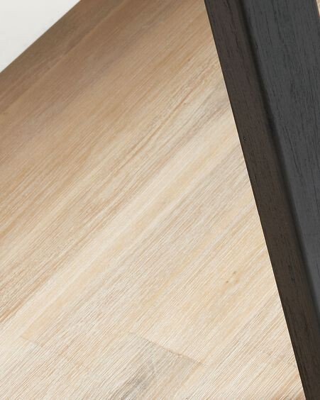 Estantería Thinh de madera maciza de acacia y acero con acabado negro 150 x 180 cm