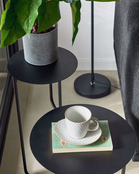 Mesa auxiliar redonda Vidalita metal negro 56,5 x 35 cm