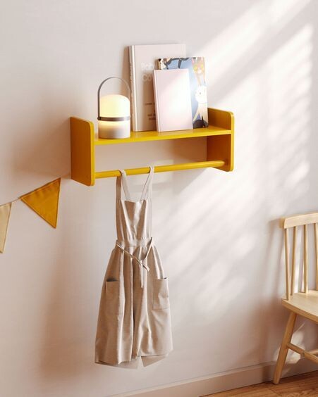 Estante perchero Florentina de MDF acabado mostaza 52,5 cm FSC
